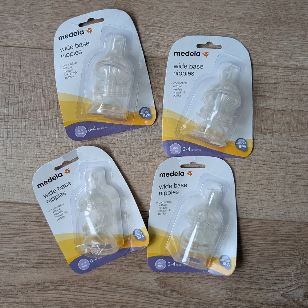 Medela Wide Base Nipples 4 Packs Of 3